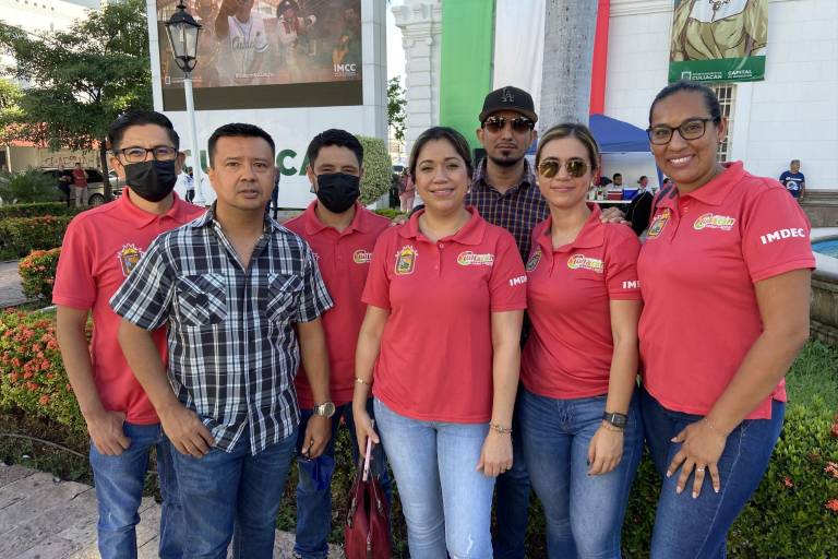 Celebran ciudadanos el 491 aniversario de la fundación de Culiacán con misa y pastel