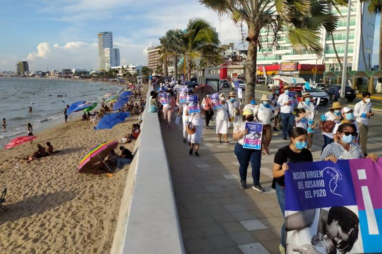 Se manifiestan grupos provida en Mazatlán para decir ‘no’ al aborto