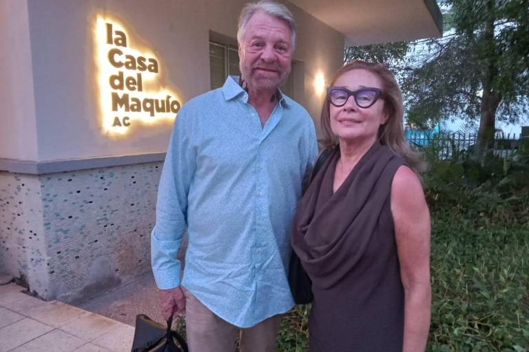 Conocen sobre la historia de la izquierda en México