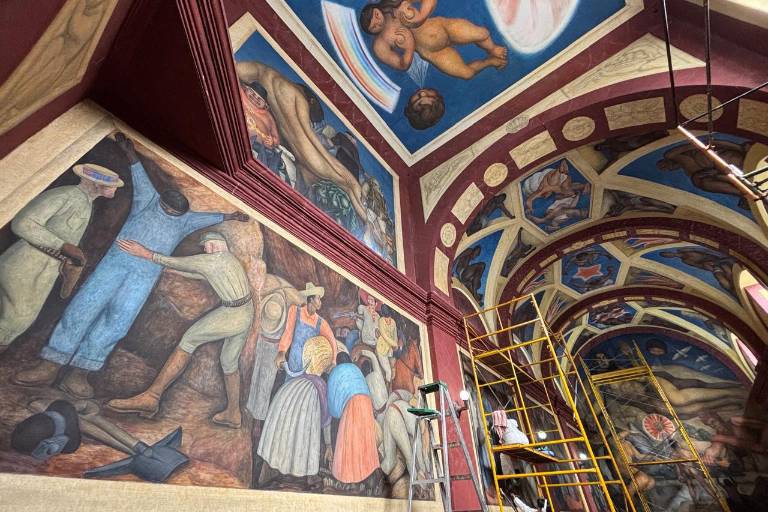 Concluyen restauración de mural de Diego Rivera en Chapingo