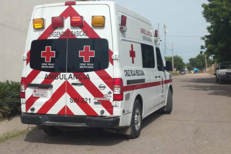 Se lesiona un trabajador al caer de una construcción, en la colonia Miguel Alemán de Culiacán