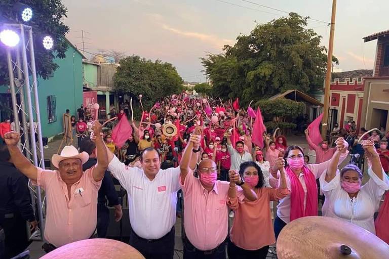 En Rosario cierran candidatos de Fuerza por México