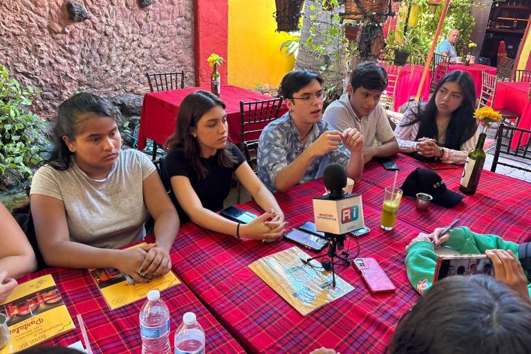 Estudiantes de Psicología de la UAS exigen destitución de la directora de su facultad