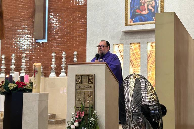 El Movimiento Arcoíris de Culiacán celebra misa mensual para fortalecer la fe en jóvenes