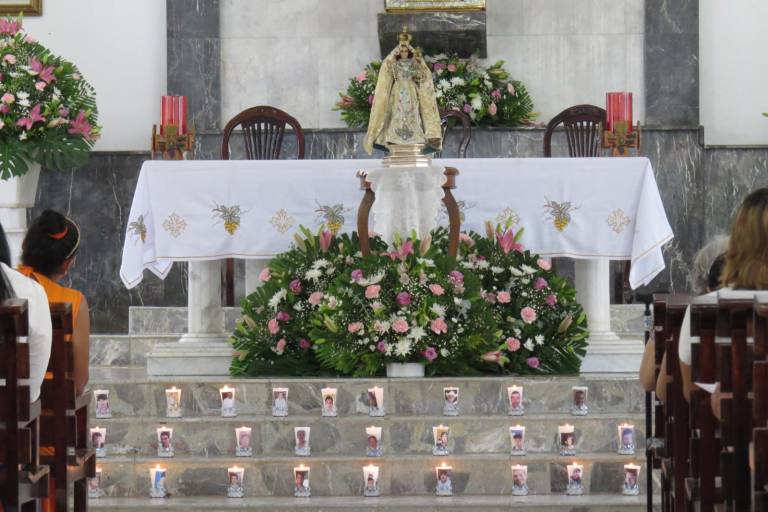 Recuerdan a desaparecidos en el encuentro mariano de la Fiesta de la Virgen del Rosario
