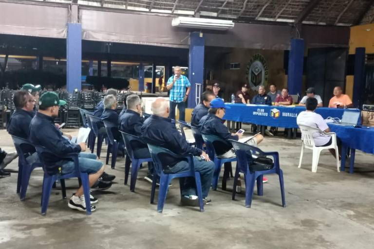 Asume planilla azul presidencia de Consejo Directivo de Club Muralla