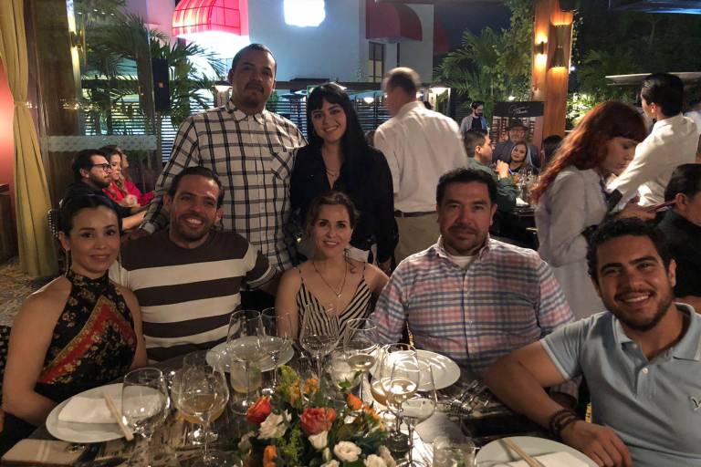 Disfrutan de amena cena en el primer ‘Cayenna and Friends’