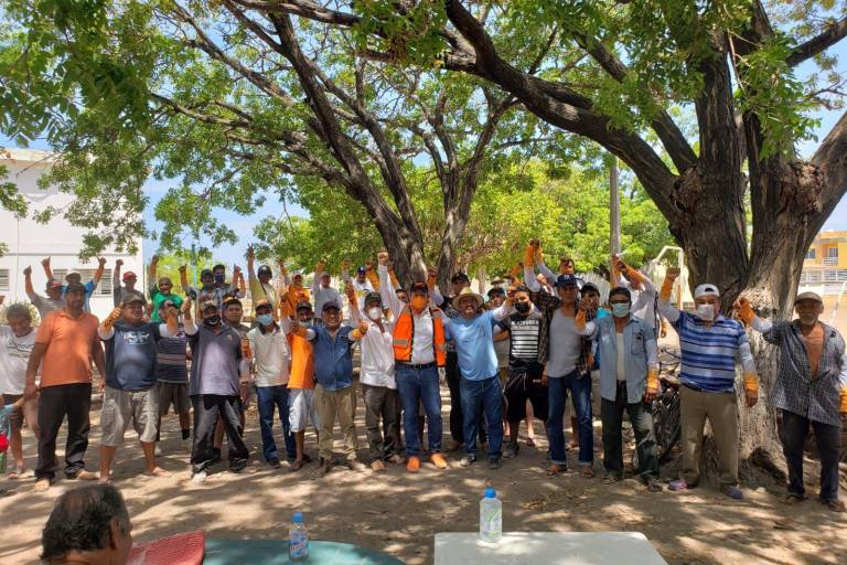 Hugo Moreno promete rescatar al sector pesquero de Escuinapa