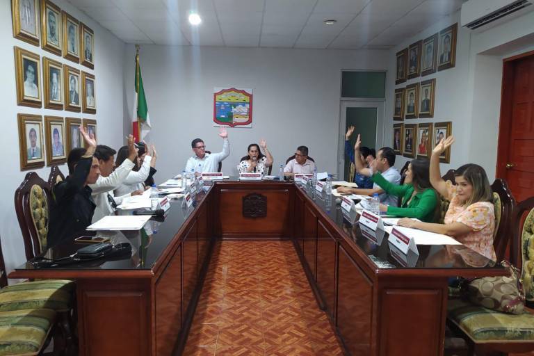 Inicia prohibición a vehículos de usar cristales polarizados en Escuinapa