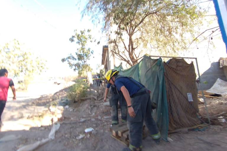 Muere mujer tras derrumbe; hay una lesionada