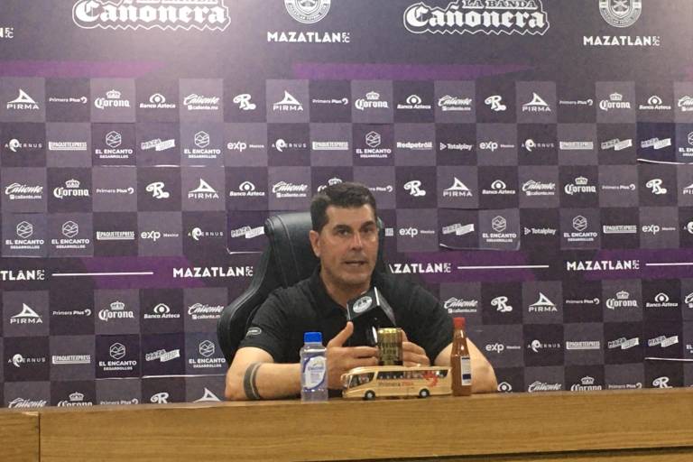 Tenemos el equipo suficiente para lo que viene: Ismael Rescalvo