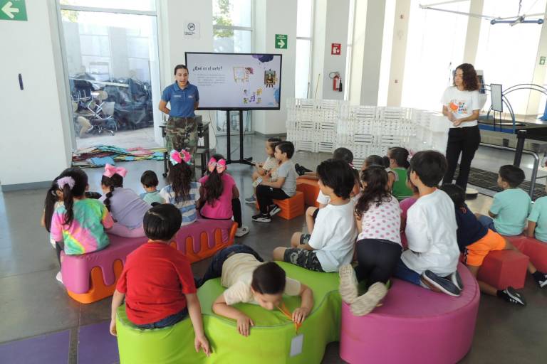 Disfrutan últimos días de cursos y talleres en el Centro de Ciencias de Sinaloa