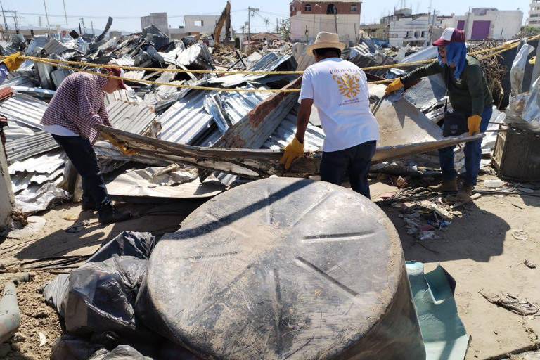 Acusan empresarios de Guerrero que ayuda de AMLO ha sido casi nula tras ‘Otis’