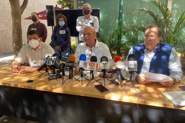 Denuncian docentes opacidad y nepotismo por parte de Sylvia Paz, Rectora de la UAdeO