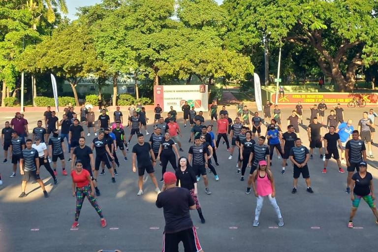 Realiza Imdec activación física en la Novena Zona Militar