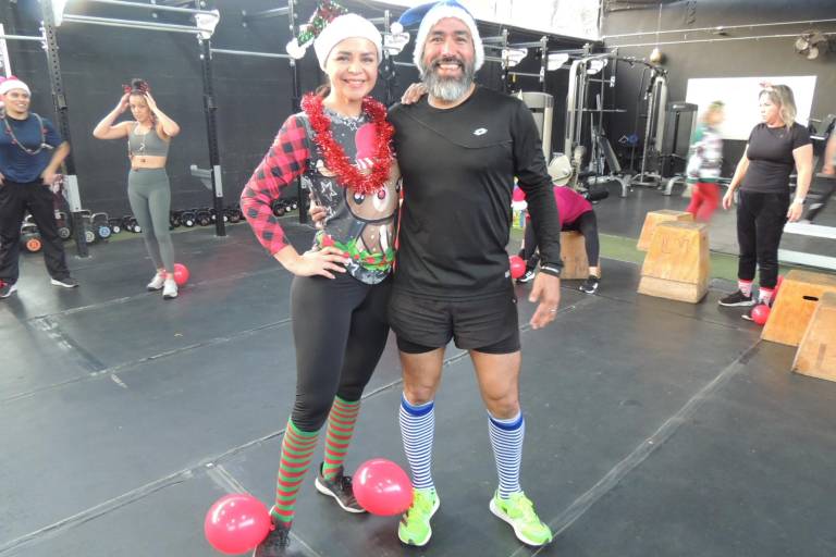 Entre burpees y sentadillas disfrutan clientes de Ludus Magnus su posada