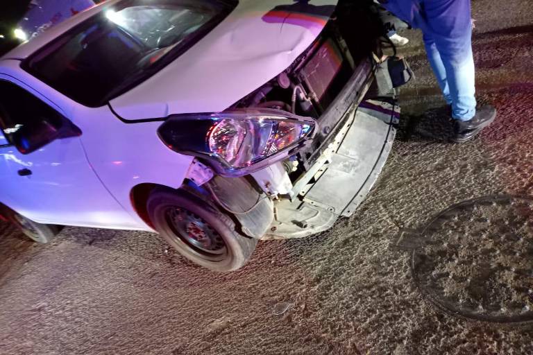 Deja choque dos motociclistas heridos en colonia de Culiacán