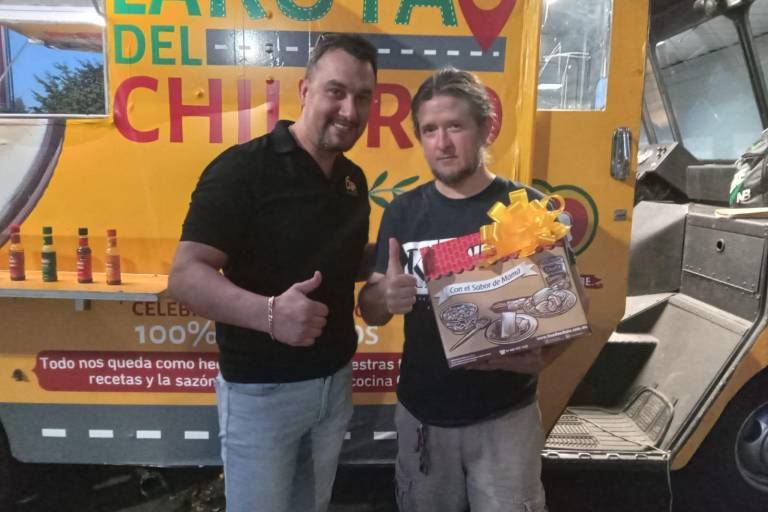 Viven clientes la experiencia de La Ruta del Chilorio Chata