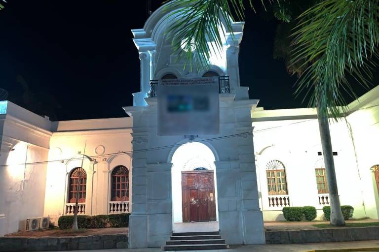 Dejan lonas con mensajes en Rosario, Concordia, Escuinapa y Villa Unión