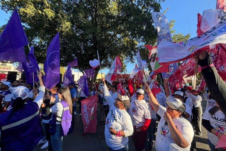 Así se vivió el debate de los candidatos al Senado desde afuera de las instalaciones del INE