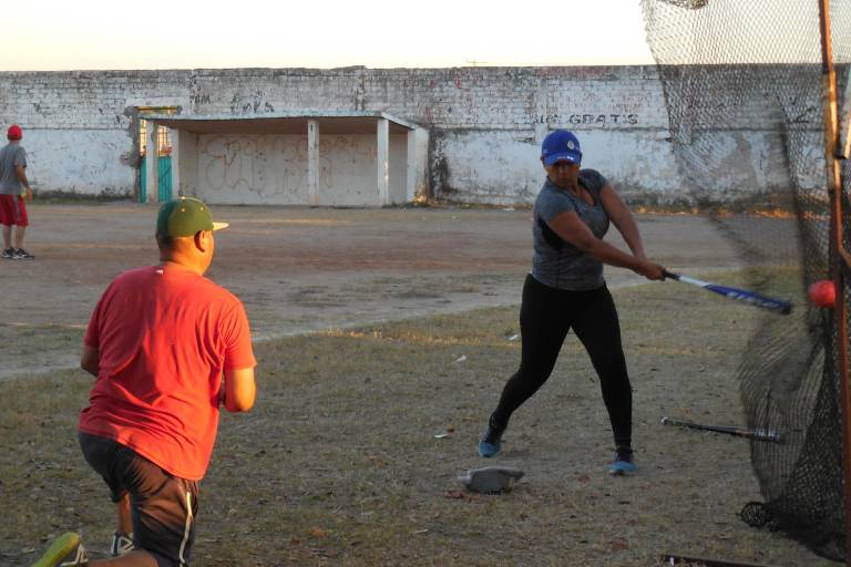 Invitan a integrarse a Escuela Municipal de Softbol Femenil de Escuinapa