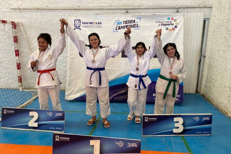 Obtiene Ana Lucía Álvares López medalla de oro en Nacional de Federación de Judo