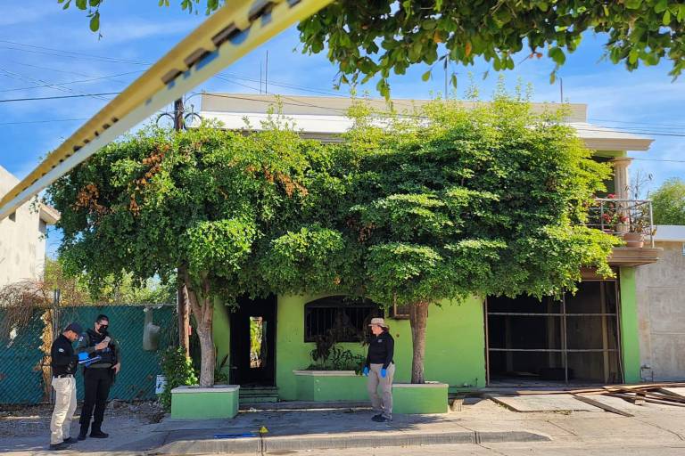 A plena luz, queman y balean casa que ya había sido atacada, en la colonia Hidalgo, en Culiacán
