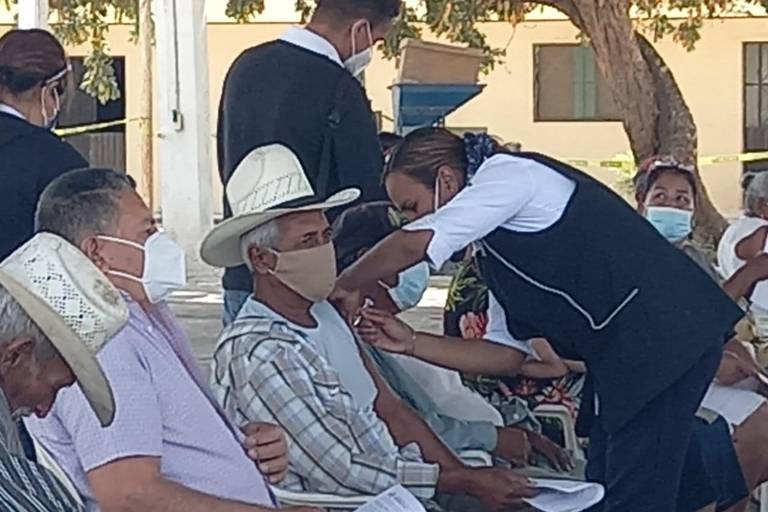 Escuinapa pretende vacunar en dos días a mil 600 adultos mayores contra el Covid-19: Montes