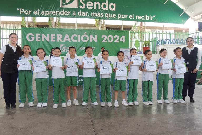 Reconoce el Instituto Senda a sus alumnos de excelencia