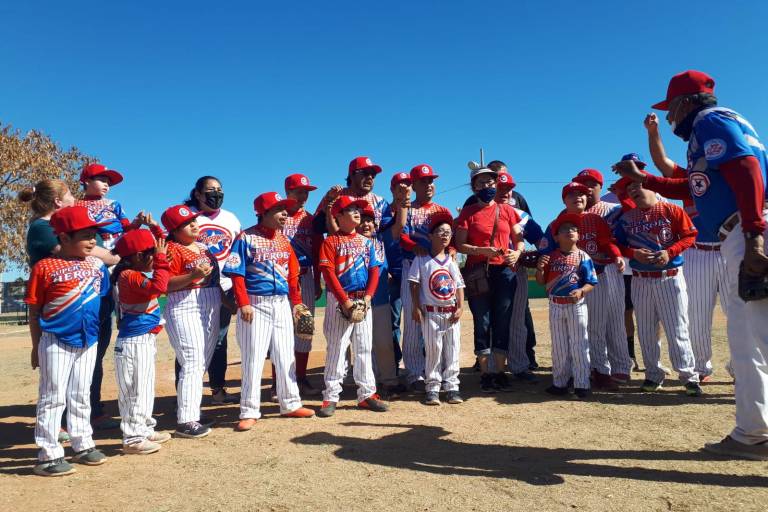 Inauguran Copa de 40 Aniversario de la Quintero Castañeda