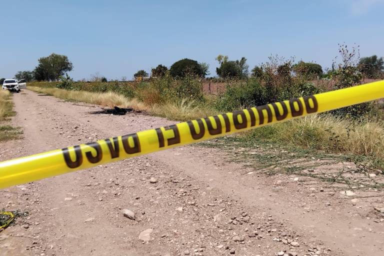 Hallan restos carbonizados de una persona en Higueras de Abuya, en Culiacán