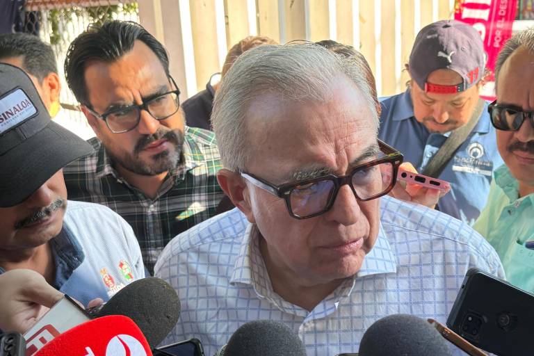 Pide Rocha Moya formalmente ser sometido a proceso de Revocación de Mandato