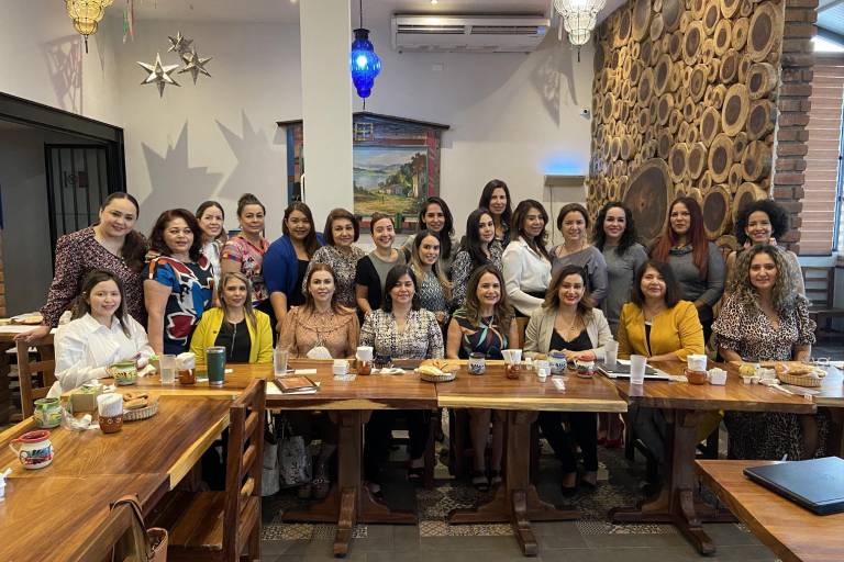 Las Mujeres Jefas de Empresa tienen su reunión mensual