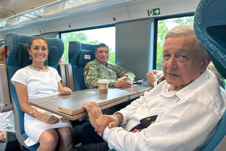Sheinbaum y AMLO analizan presupuesto para viajes de carga en el Tren Maya
