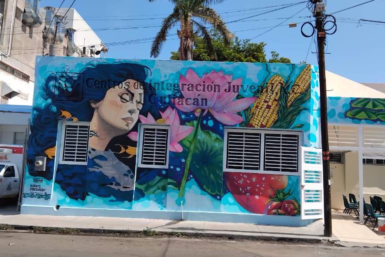 Develan mural artístico en Centro de Integración Juvenil de Culiacán