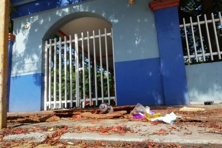 No hay marcha atrás: pide AMLO iniciar clases presenciales en Sinaloa