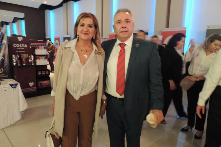 Reciben empresarios el Galardón Industrial por parte de Canacintra Culiacán