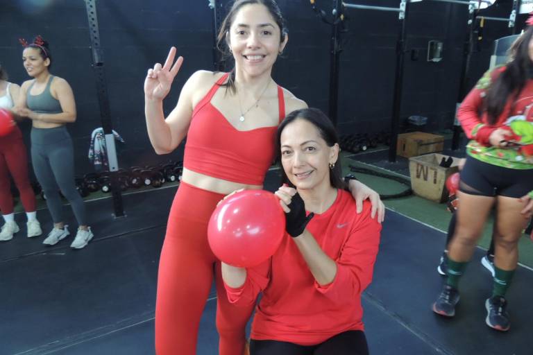 Entre burpees y sentadillas disfrutan clientes de Ludus Magnus su posada