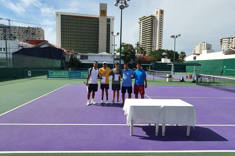 Eduardo Orozco se lleva a Jalisco el título de la Copa Amstel Ultra Profesional-Amateur 2021