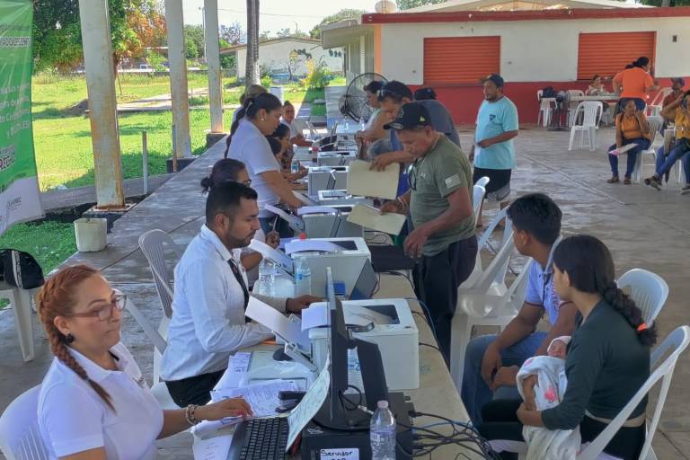 Realizan en Rosario 700 trámites de registro civil