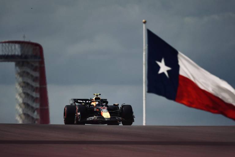 Verstappen brilla en la Sprint de GP de Estados Unidos; Checo finaliza en noveno