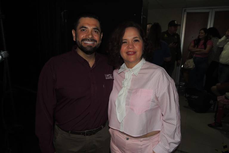 Participan niños y niñas en la primera edición de ‘Cuéntamelo otra vez’