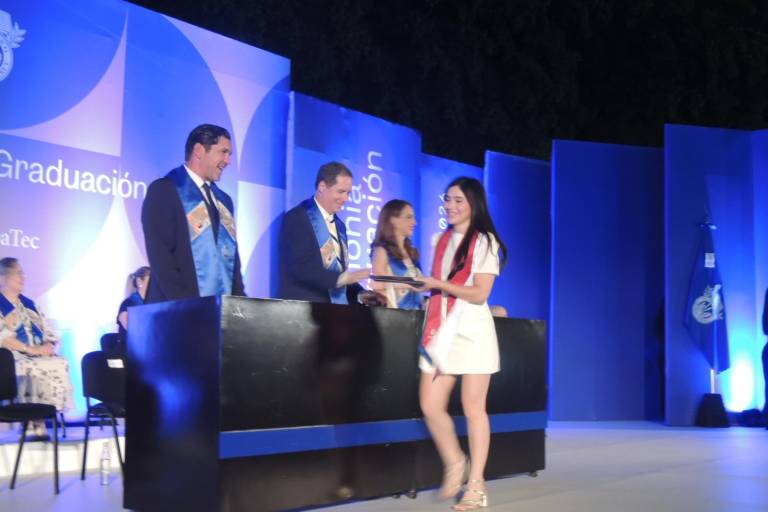 En solemne ceremonia, egresa la Generación Mayo 2026 de la Prepa Tec