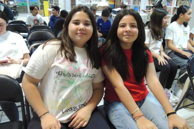 Disfrutan estudiantes del Instituto Senda un feliz regreso a clases