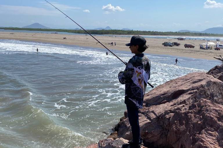 Mendoza atrapa premio principal en Torneo de Pesca de Orilla Rosario 2023