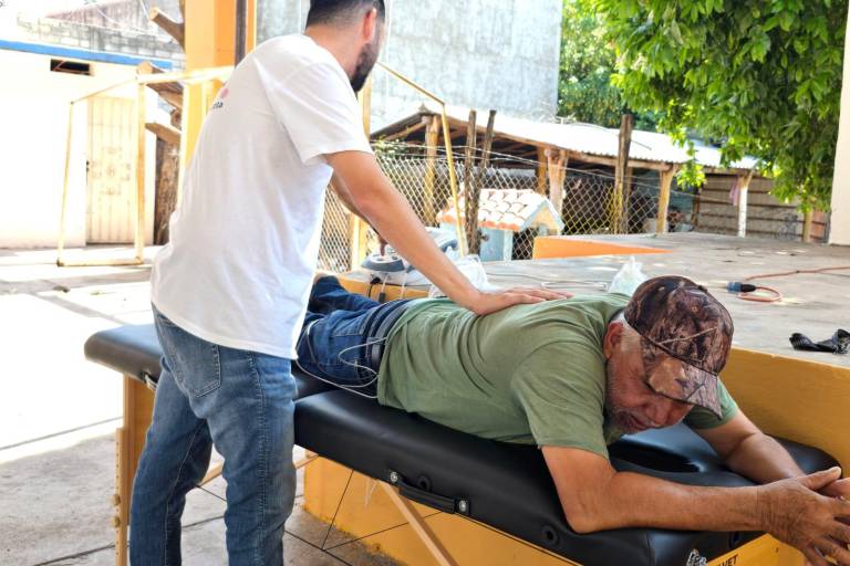 Jornada Médica de Primer Contacto acerca servicios de salud en El Espinal, Elota