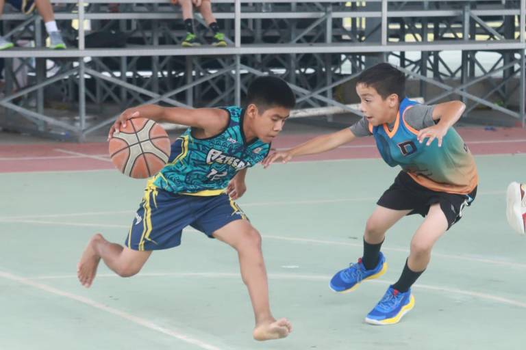 Niños Triquis arrasan en Olimpiada Indígena