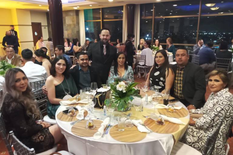 Reinaugura Salud Capilar sus instalaciones en Culiacán