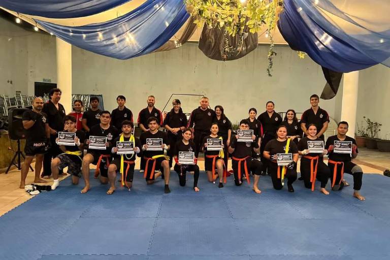 Muestran mentalidad de dragón Guerreros Angalf en su examen de avance de grados