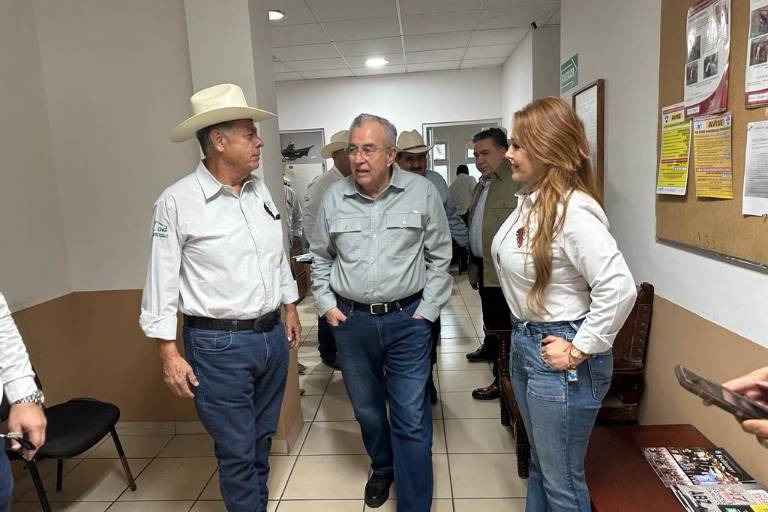 Rocha Moya y ganaderos se reúnen para trabajar en la recuperación de la certificación sanitaria